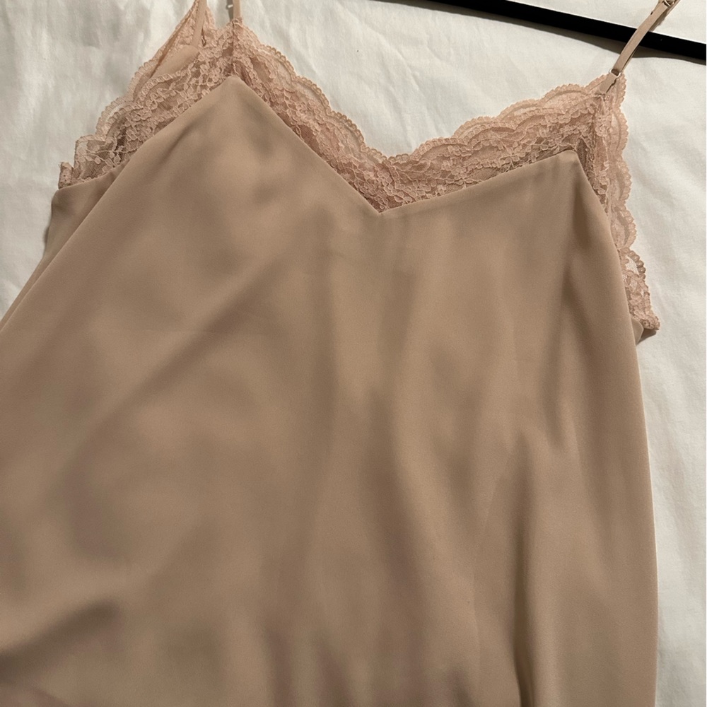 Babaton satin and lace tank camisole baby pink top Aritzia size M Medium